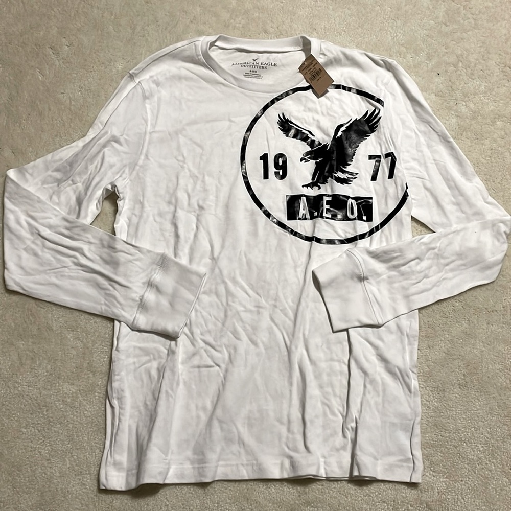 NWT American Eagle Long Sleeve Tee